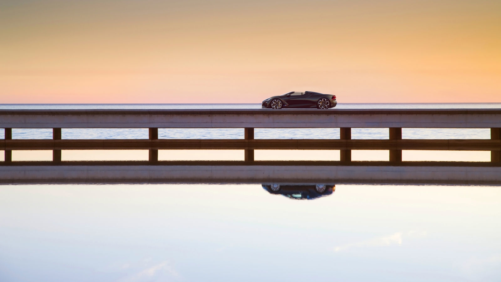 BUGATTI W16 MISTRAL 11