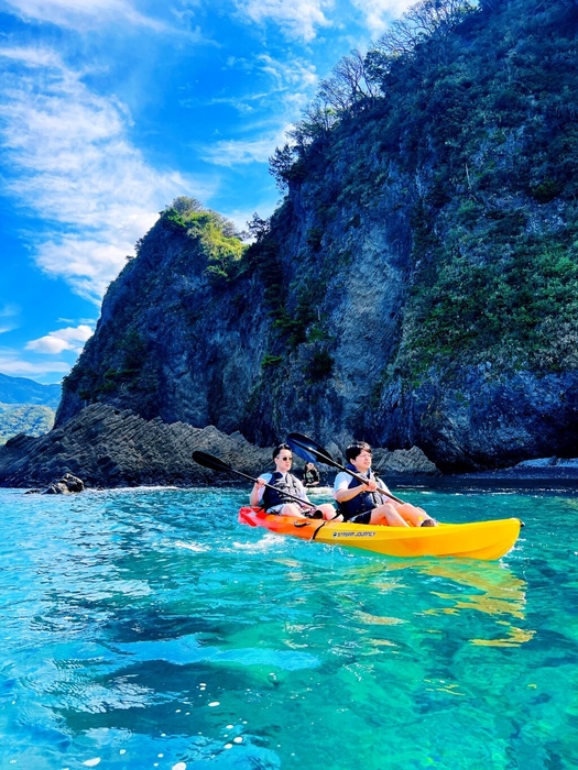海底熟成ワイン引き揚げ カヤック体験イメージ