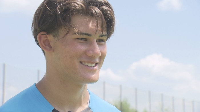 井上愛簾選手(サンフレッチェ広島)