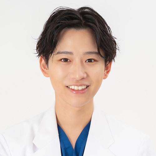 総括院長 白岩 拓巳