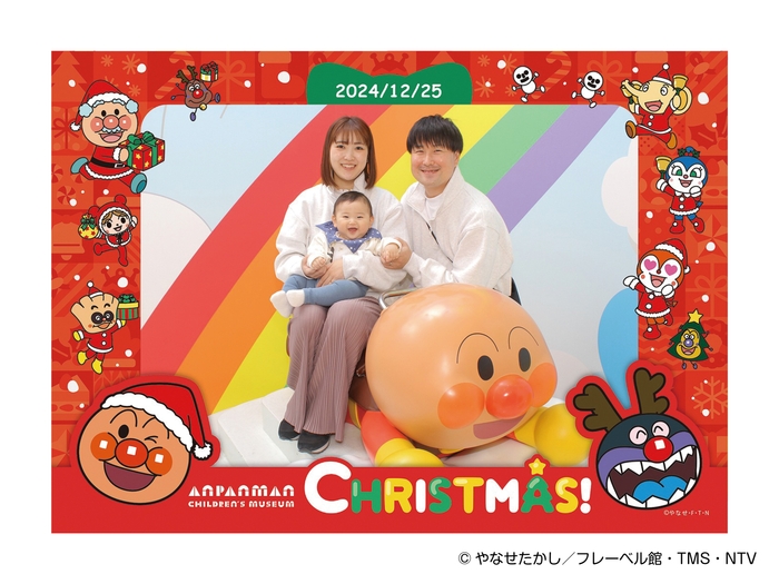 2L記念写真クリスマスフレーム(台紙・データ付き) 価格:1,650円 店舗:アンパンマンにこにこ写真館