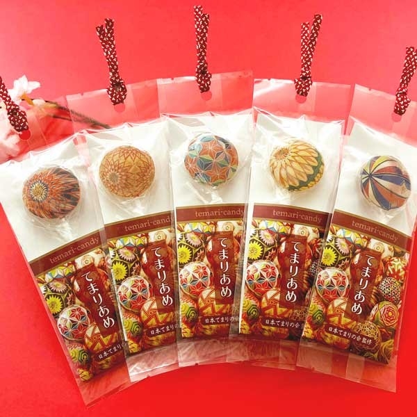 色鮮やかなデザインをそのまま飴に「てまりあめ」