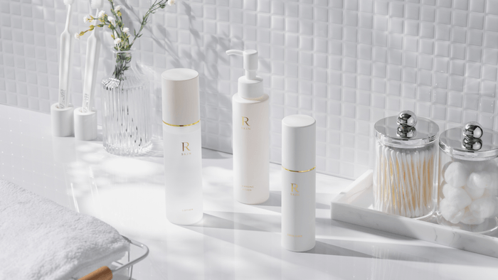 R SKIN (アールスキン)　3