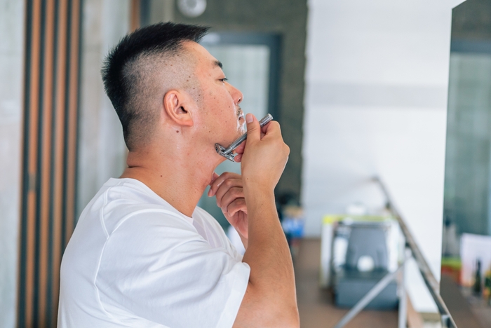 泡立てない洗顔料は髭剃りも可