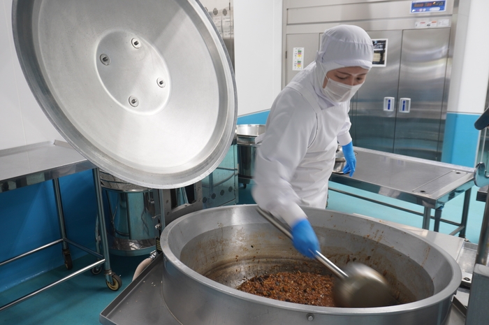 SDHが学校給食調理業務を受託する海陽学校給食センター（徳島県海陽町）
