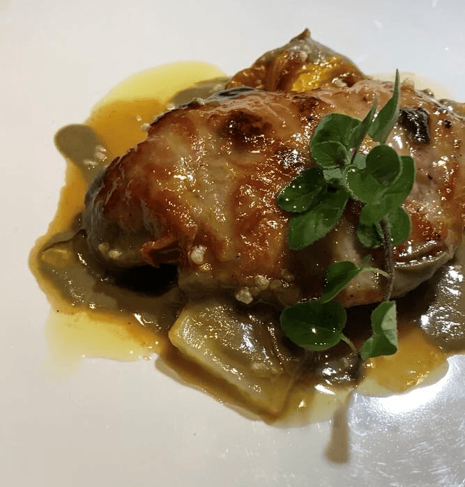 常陸の輝き豚フィレのサルティンボッカ 白菜のロースト フキノトウのソース