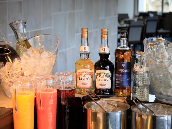 夕食時フリードリンク（席オーダー制）