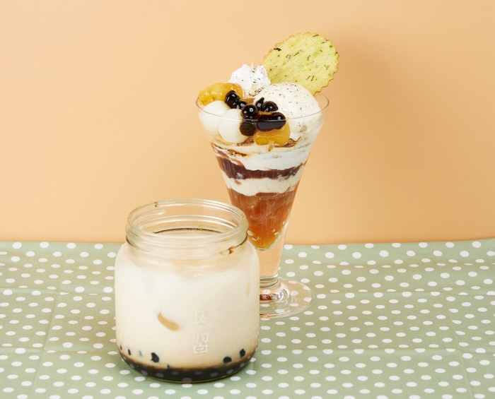 台湾烏龍茶パフェ・鉄観音タピオカミルクティー