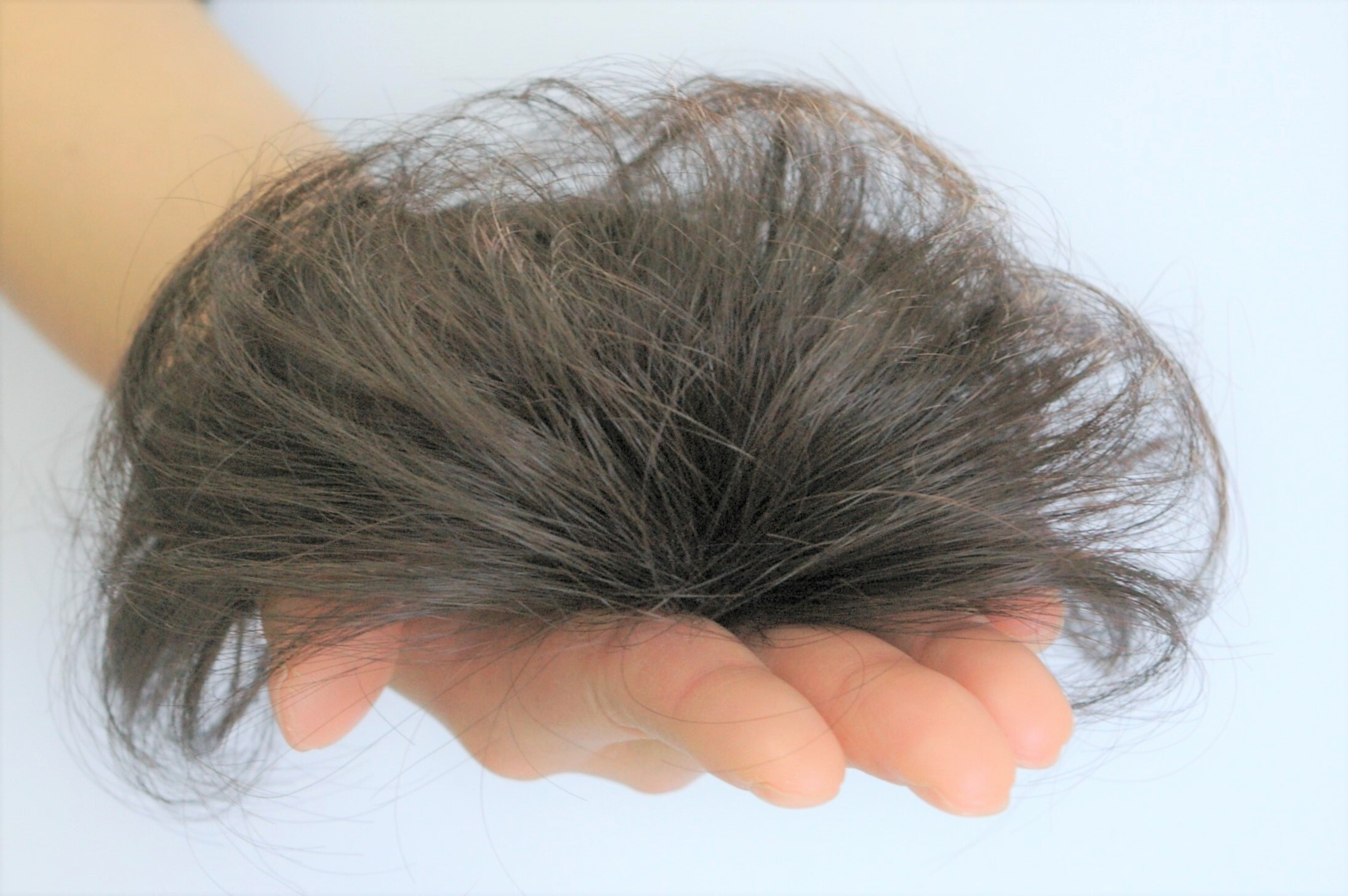 とても軽く、違和感のない着け心地