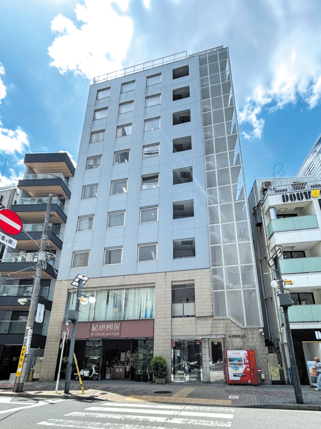 恵比寿アントレサロン 外観