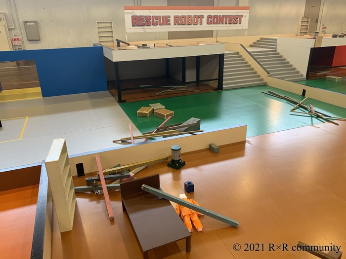 被災した部屋から助け出そう!