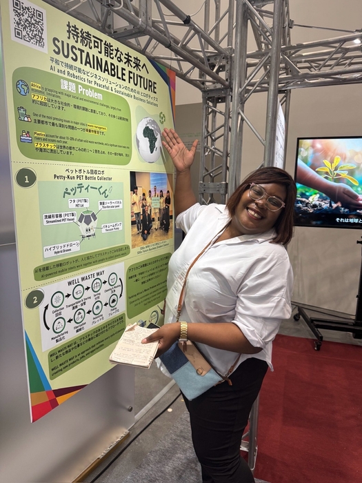 持続可能な未来へ・説明員Chipo