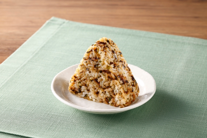 北陸製菓監修 ビーバーあおさ塩風味おにぎり