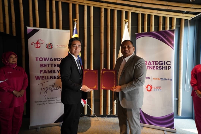 日本アジアクロス・FWSB代表との協力意向書