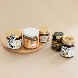 日本全国のごはんのおともを集めた 「ごはんのおとも　47都道府県」を、 「こととや」全店舗で2月15日(土)から順次、販売開始。