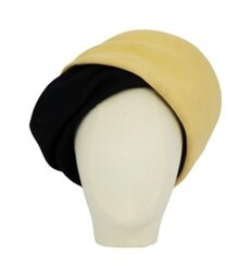 フィリップ・サマーヴィル「黄色と黒のフェルトウールのターバン風ハット」 ※写真クレジット:ジュリアンズオークション