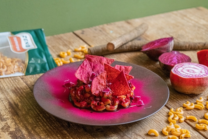 ビーツと新ごぼうのマメロニボロネーゼ 1,800円(税込)