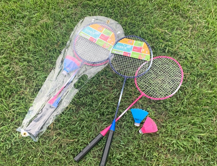 秋の行楽シーズンにオススメ公園遊びセット バドミントン