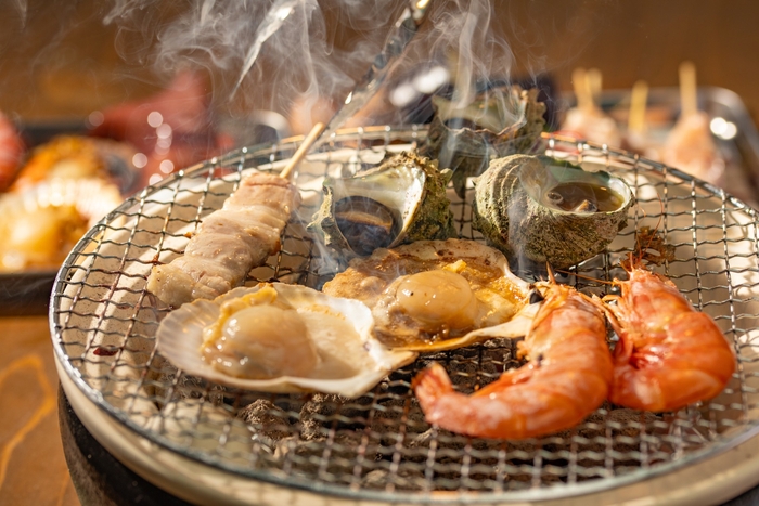 海鮮もお肉も食べ放題!炭火海鮮バイキング
