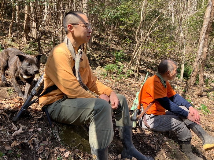 シェフ自ら食材を求めて狩猟へ