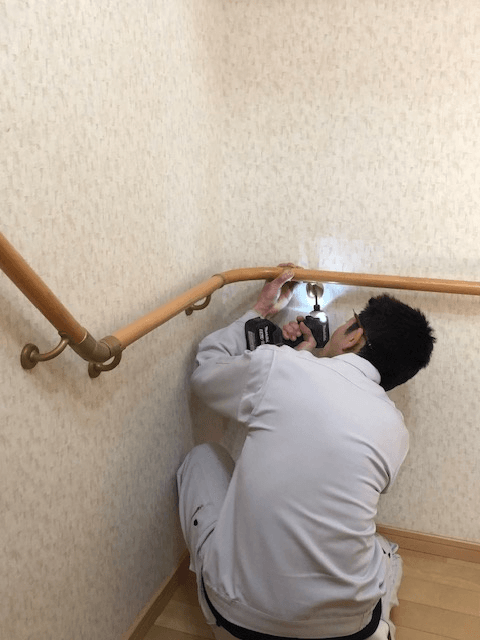 手すり取り付け
