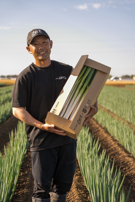「雪の女王」を育てる いわもとふぁーむさんの畑から