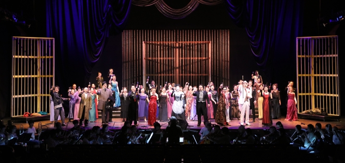 2019年公演「こうもり」より