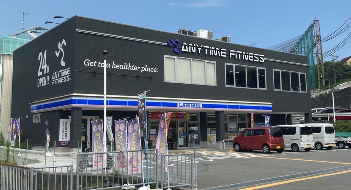 *垂水店外観