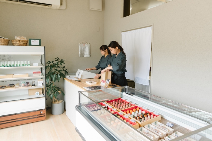 土日のみ 10:00~14:00営業 ※売り切れ次第終了