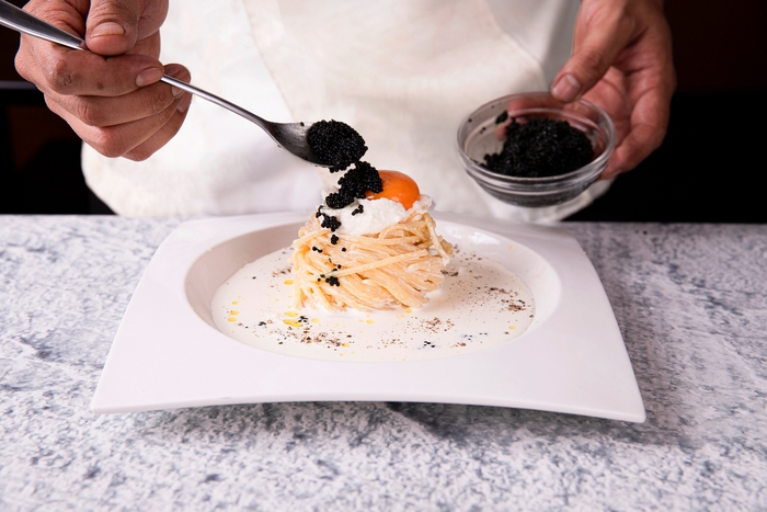 キャビアかけ放題!北海道リコッタチーズのクリームカルボナーラ