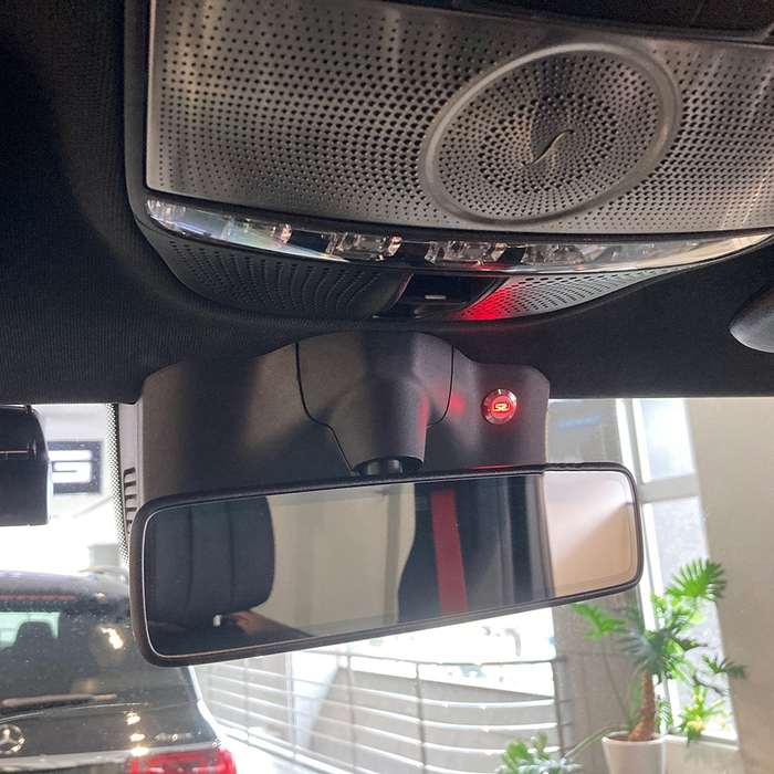 ONOFFスイッチ取付位置の一例（スイッチカラーは特別色の赤）