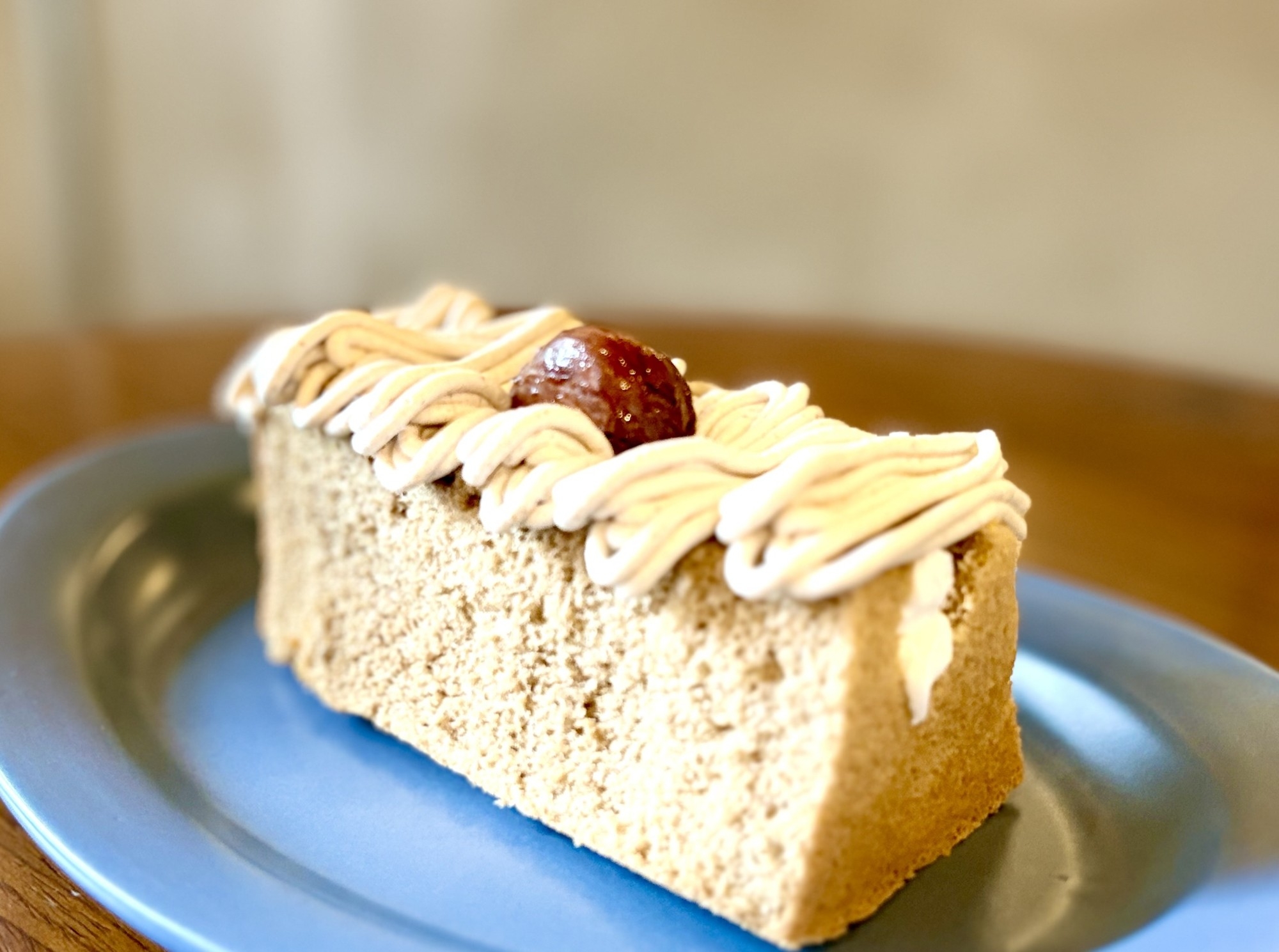 モンブランシフォンケーキ 価格600円 2025年10月3日~11月中旬頃まで