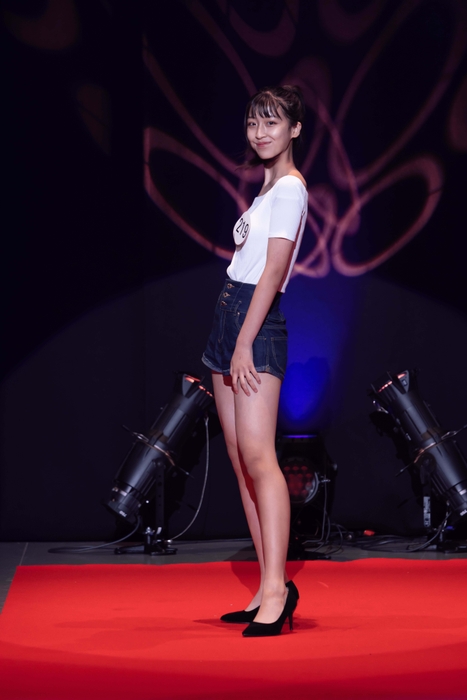 グランプリ 岩堀 にこ ランウェイ