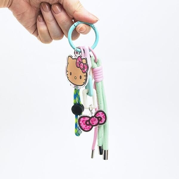 キティーのチャーム