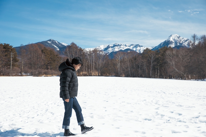冬のよく晴れた日、八ヶ岳の峰々が美しく浮かび上がります。