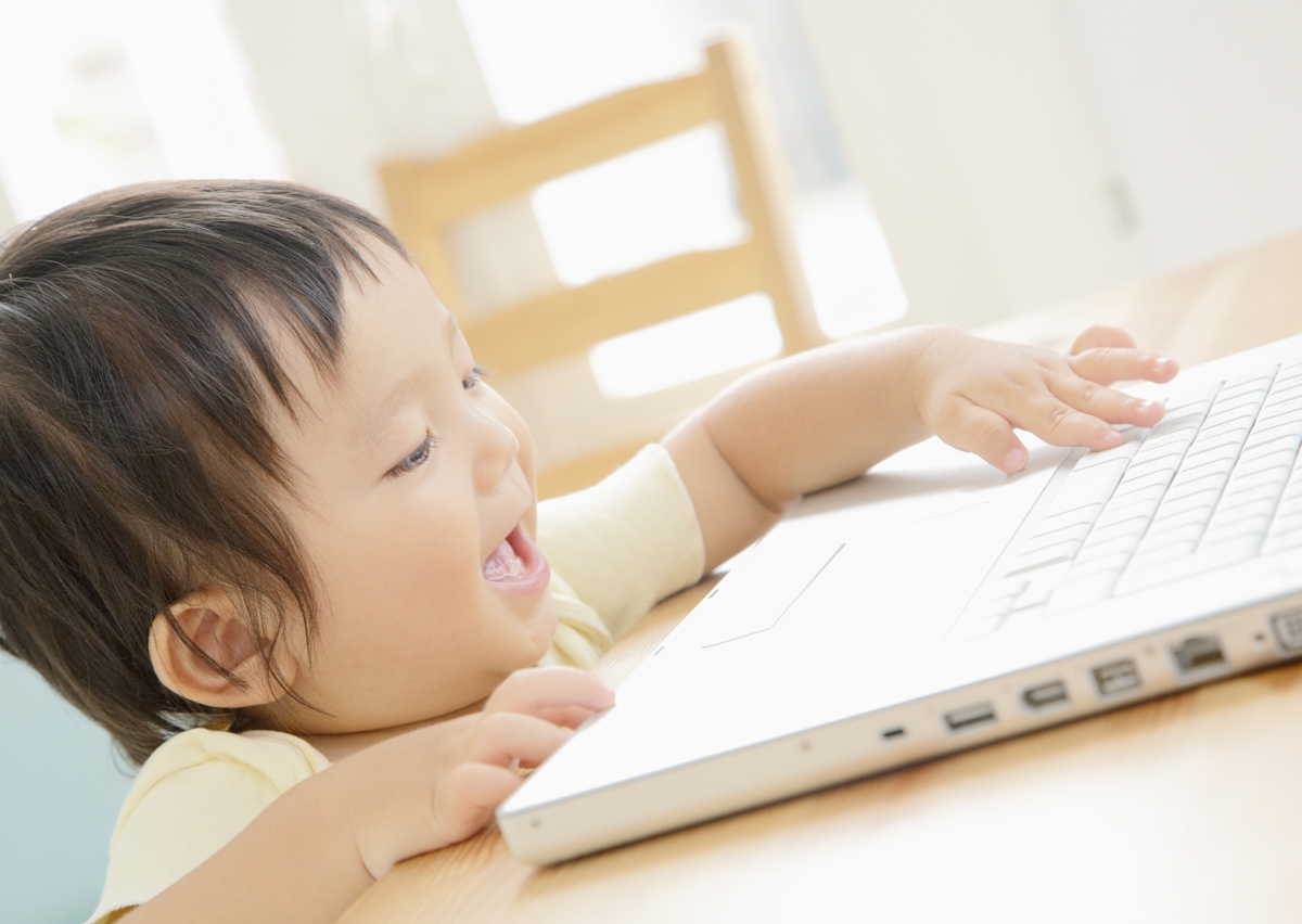 オンラインショップでグッズも!