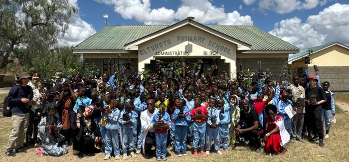 マサイコミュニティ小学校植林