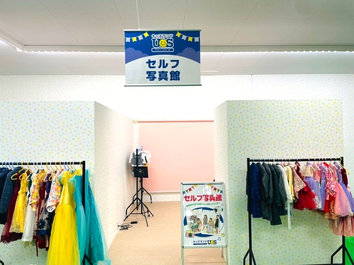 本格的な撮影セットや衣装