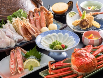 2025年初旅は新酒と共に、カニ&とらふぐを食べ比べ!京都府京丹後市夕日ヶ浦温泉「夕日浪漫 一望館」