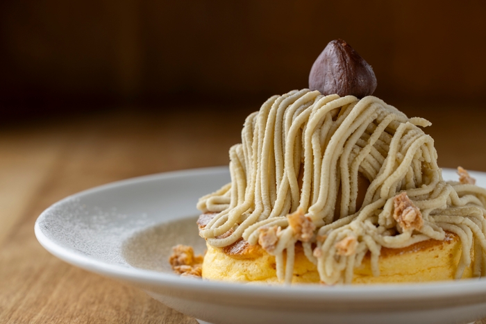 モンブランプリンパンケーキ 1,380円