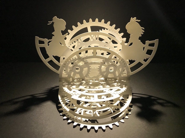 出品例:球体ペーパーアート