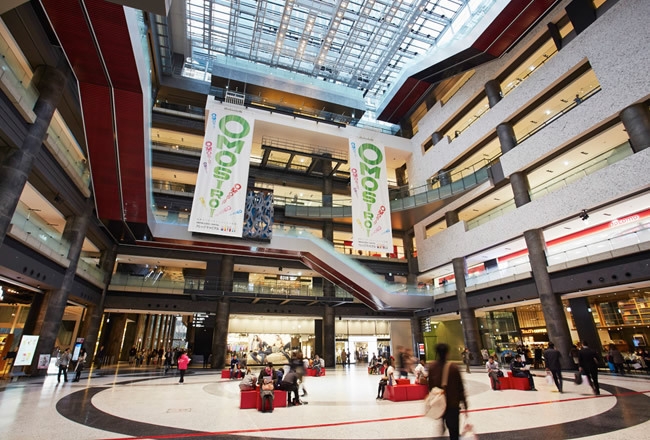 グランフロント大阪 北館 1F ナレッジプラザ