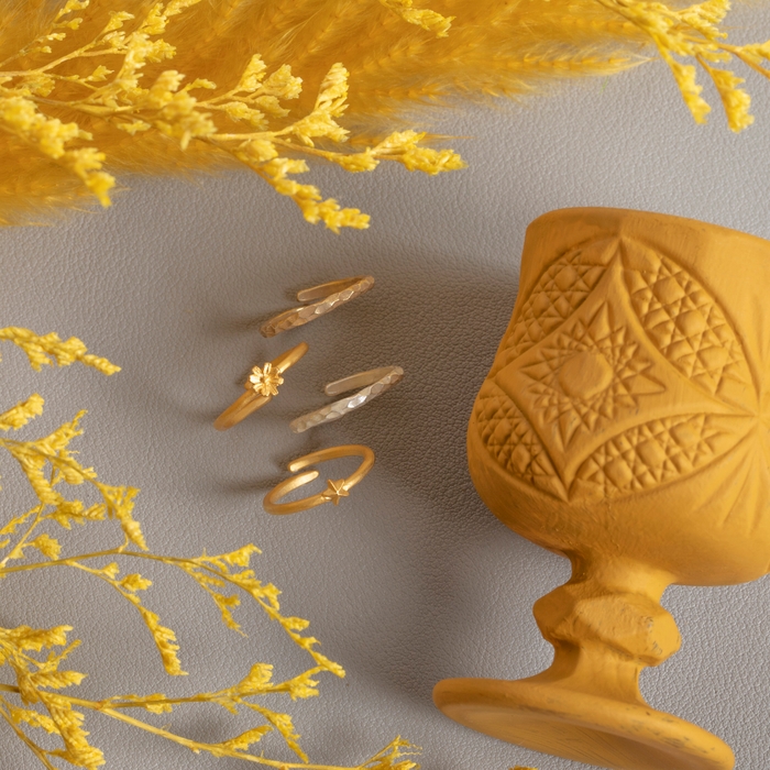 槌目ストッパーリング(ゴールド・シルバー) / 星ストッパーリング / 花ストッパーリング 各2,090円