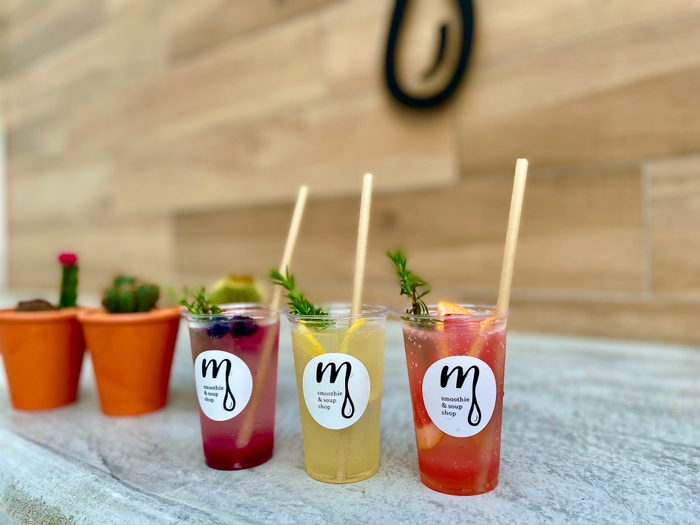 左からミックスベリーソーダ・レモンソーダ・ピンキーソーダ