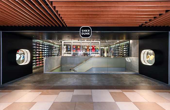 SNKRDUNK シンガポール店