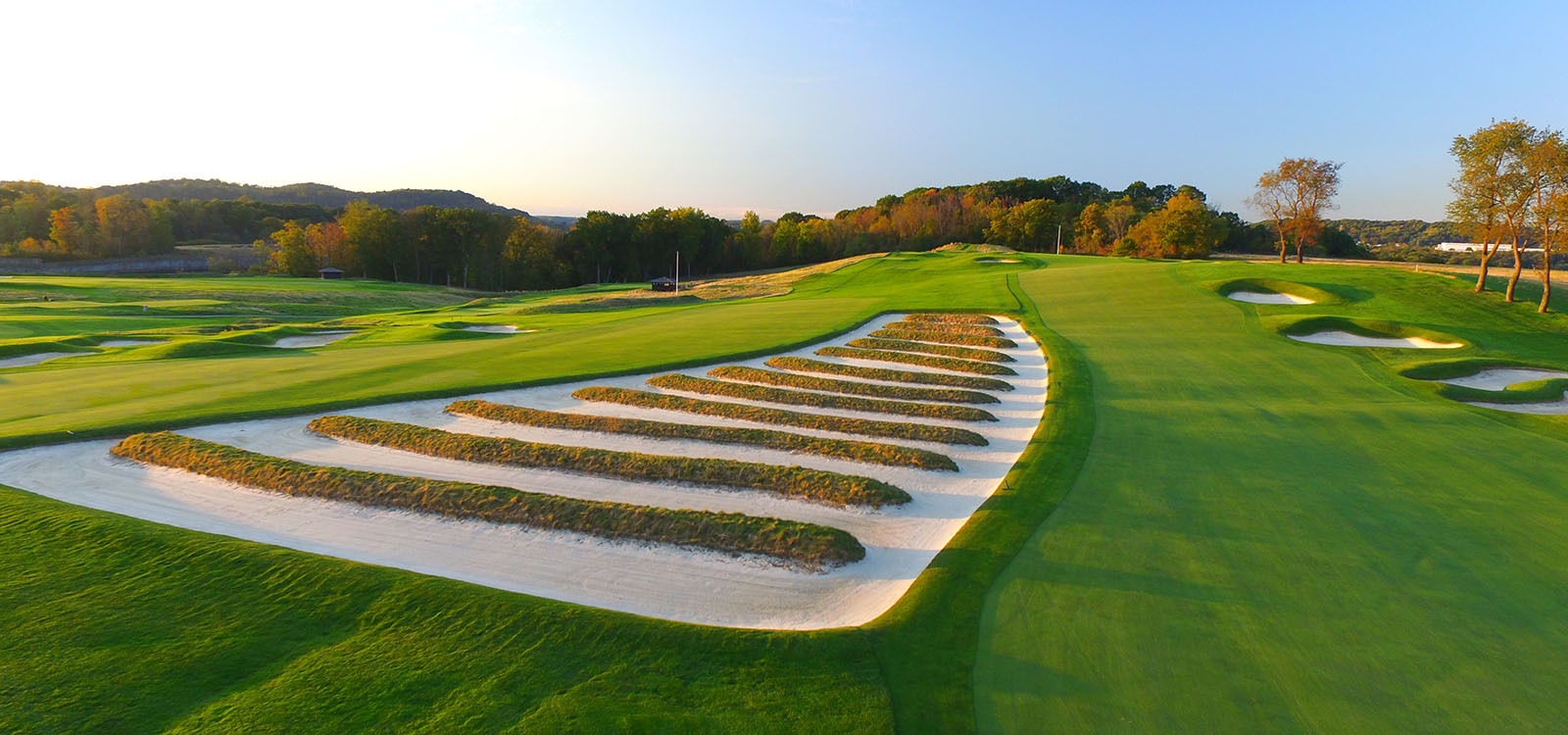 図1.出典Oakmont Country Club