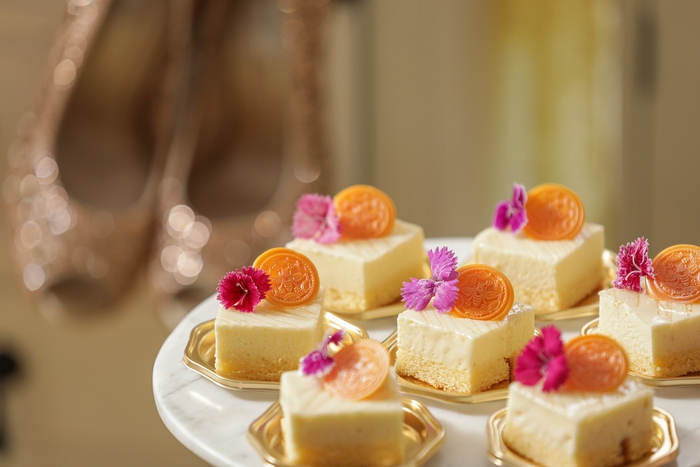 ホワイトチョコムース:濃厚な甘さのホワイトチョコのムースケーキ