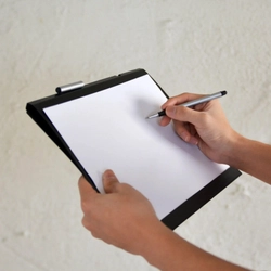 「ひらめきを日常にする」ミニマルな道具 「HINGE」が生まれて10年。 これを記念し、全製品10％OFFキャンペーンを実施