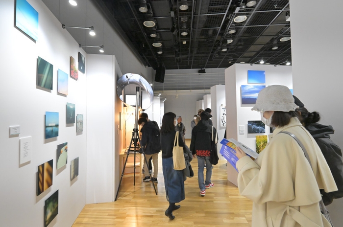 昨年の卒業・修了制作展の様子 写真学科2