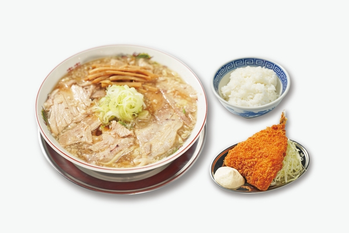 大きいアジフライ定食(税込420円)※お好きなラーメンとセットにできます